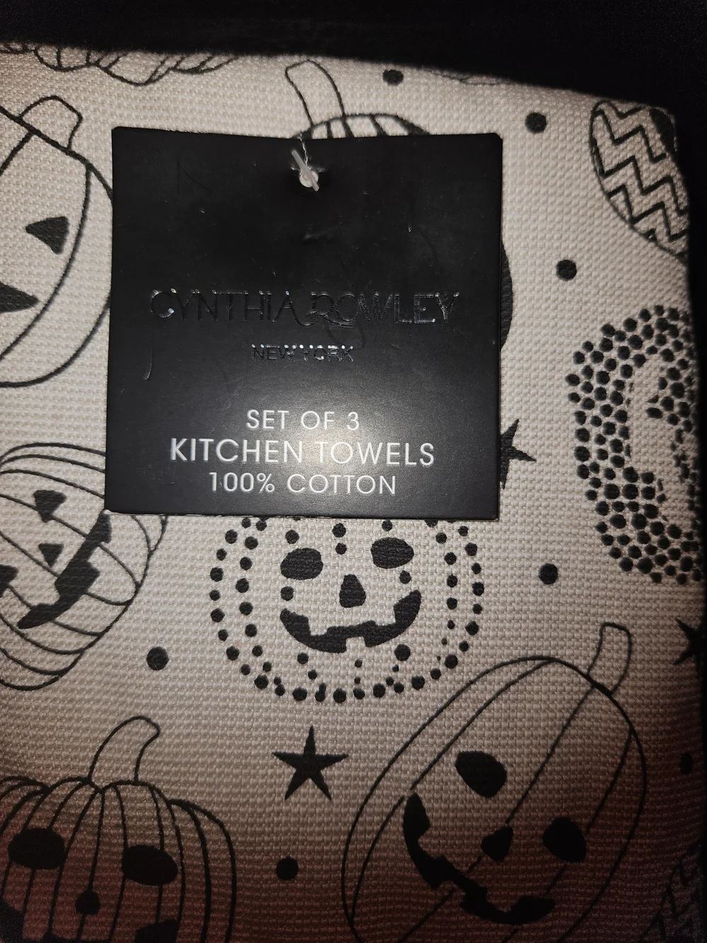 Cynthia Rowley Black & White Halloween Pumpkin Kitchen Towels - Set of 2